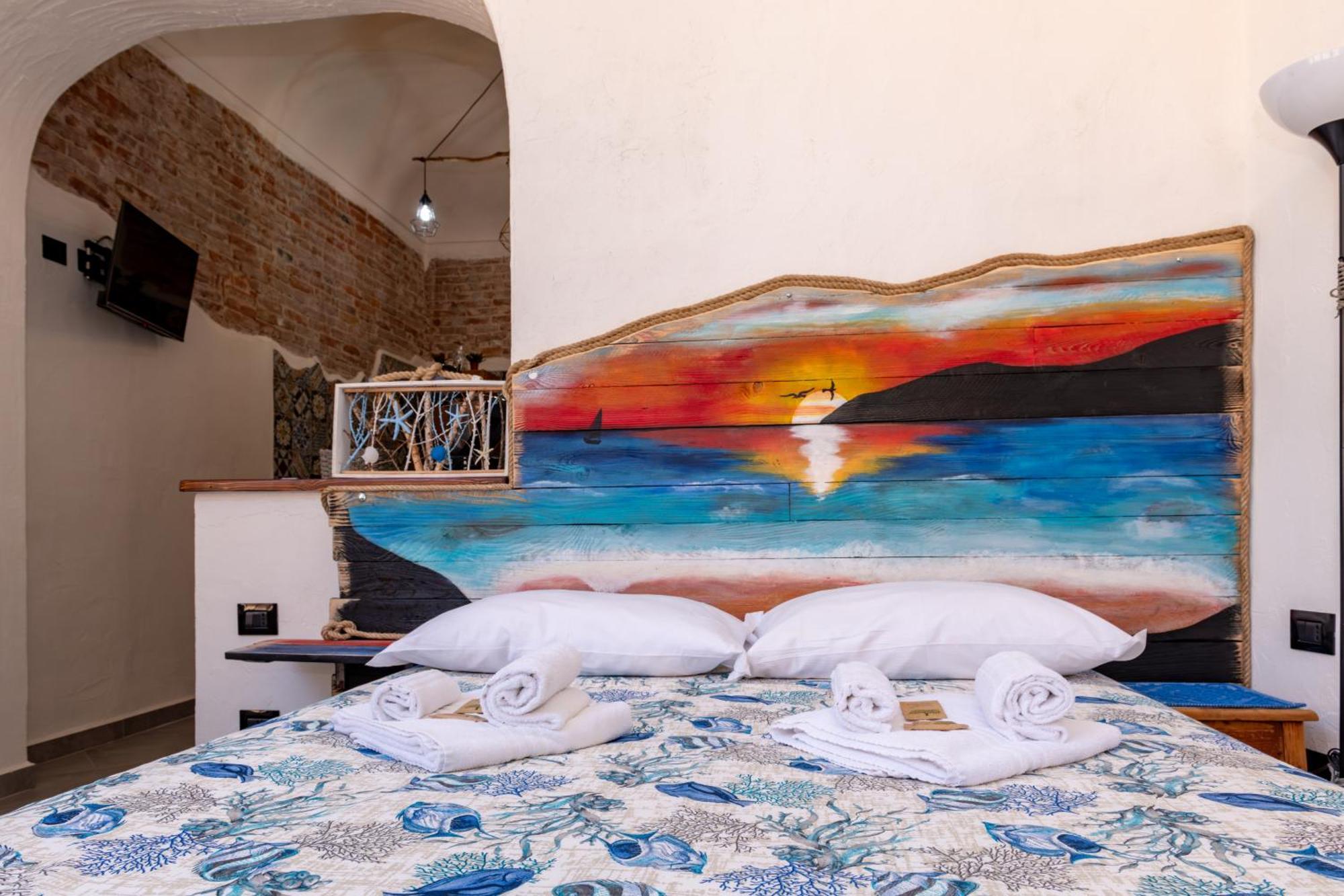 Hotel La Casa Di Dario La Maddalena  Esterno foto