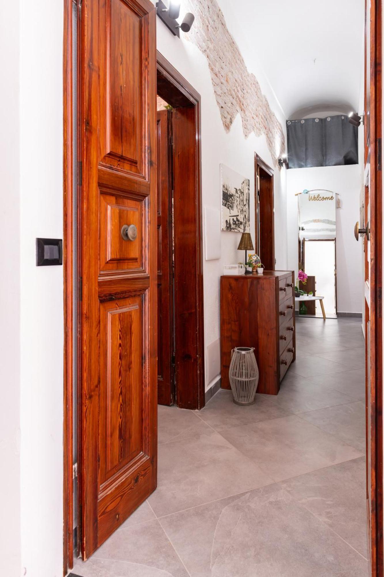 Hotel La Casa Di Dario La Maddalena  Esterno foto