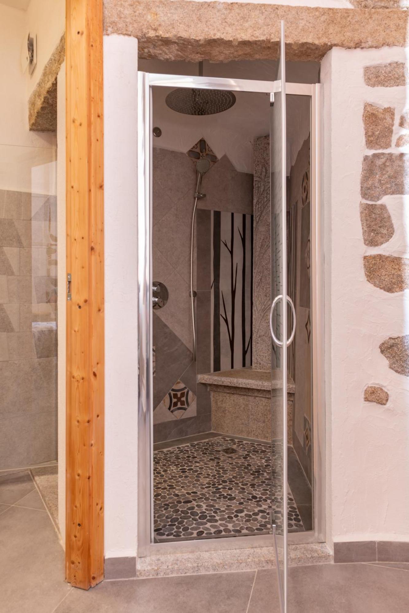 Hotel La Casa Di Dario La Maddalena  Esterno foto
